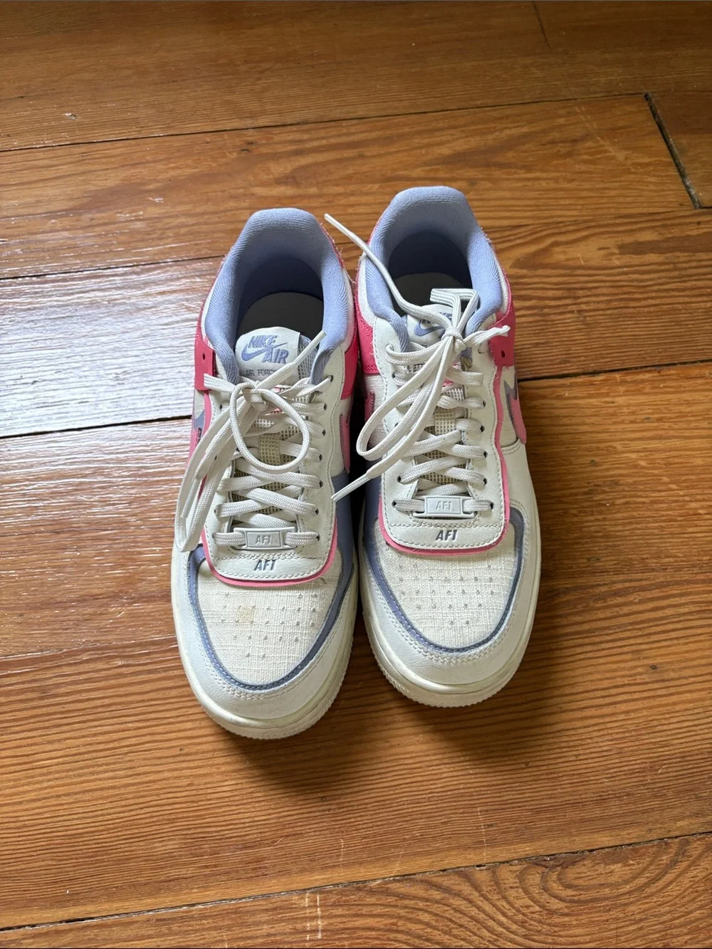Nike Kids Low-Top Sneakers in White, Pink, Lavender